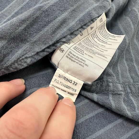 Carhartt Blue Striped Men 2XL Loose Short Sleeve Button Down Chambray Work Shirt - Picture 6 of 10